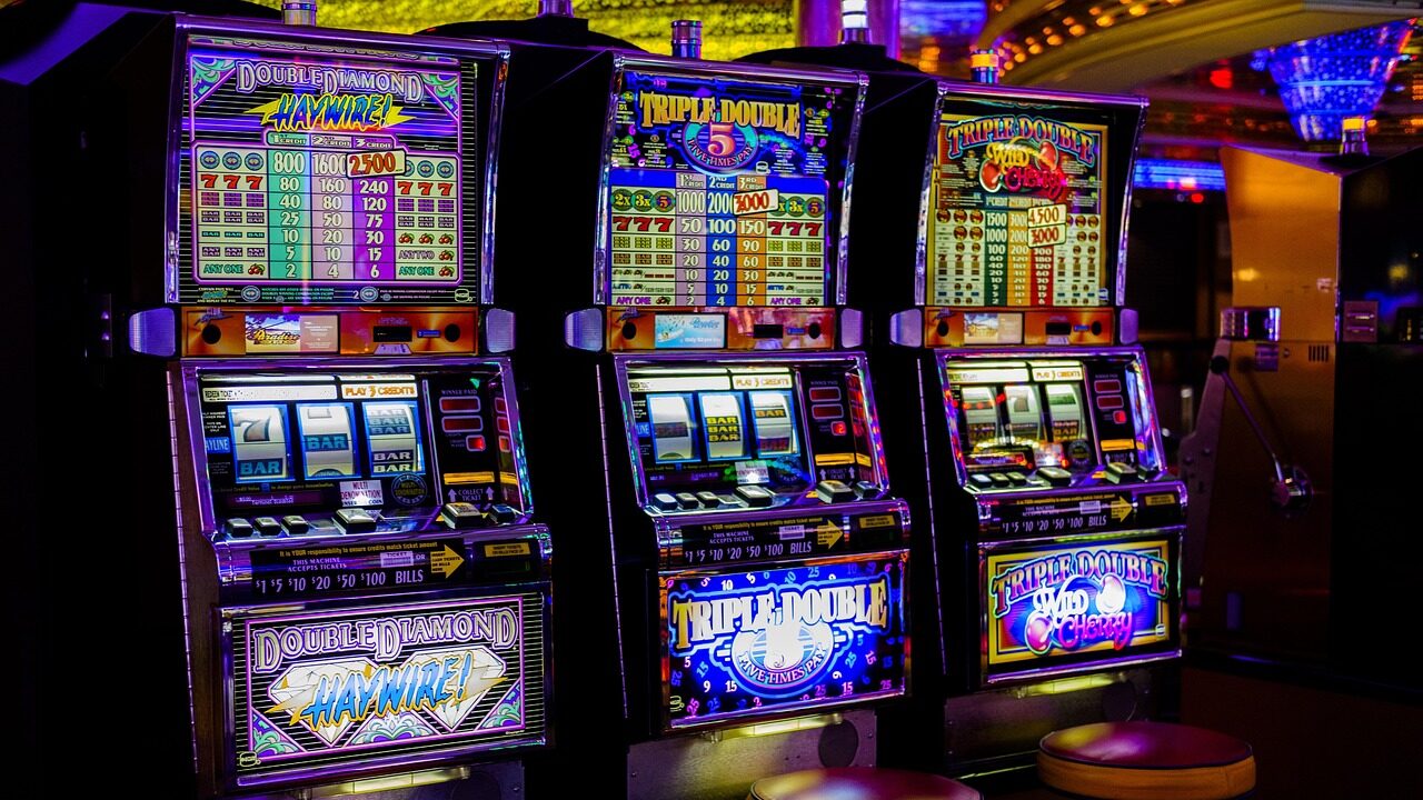 Slots on Twitch and Blackjack IRL: The Cultural Crossover of Casino Games into Mainstream Entertainment
